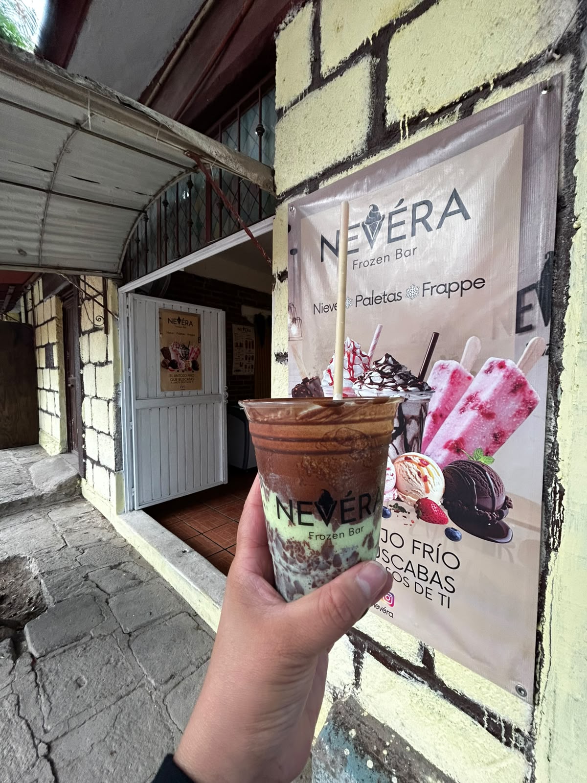 Nevéra Frozen Bar